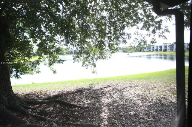 $355,000 | 510 West Park Drive, Unit 105, Miami, FL 33172