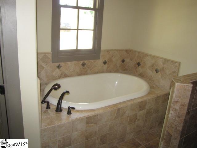 162 Arnold Mill Road Simpsonville, SC 29680 - Photo 21 of 24 Gallery Image 21