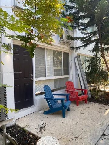 $2,100 | 7435 Byron Avenue, Unit 2, Miami Beach, FL 33141