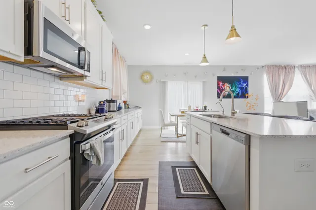 $2,500 | 3999 Kensington Drive, Danville, IN 46122