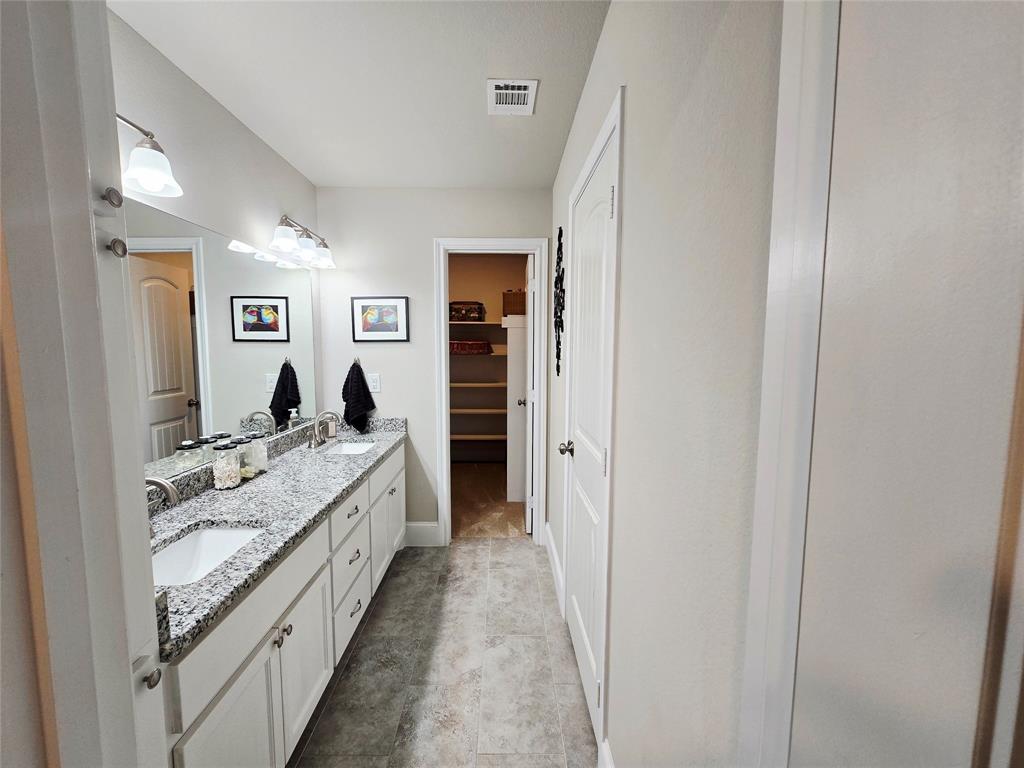 101 East Whitewright Road Savoy, TX 75479 - Photo 15 of 19