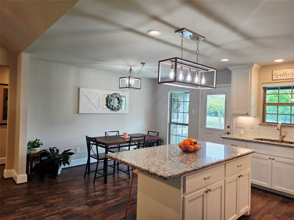 101 East Whitewright Road Savoy, TX 75479 - Photo 8 of 19