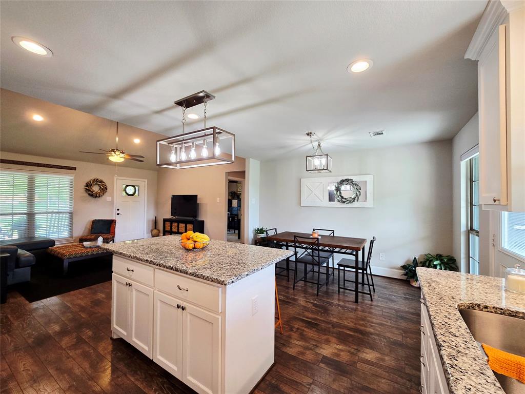 101 East Whitewright Road Savoy, TX 75479 - Photo 10 of 19