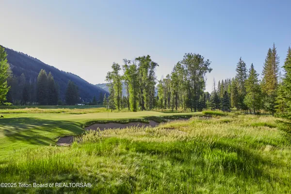 $1,495,000 | 15425 Wagon Road, Jackson, WY 83001