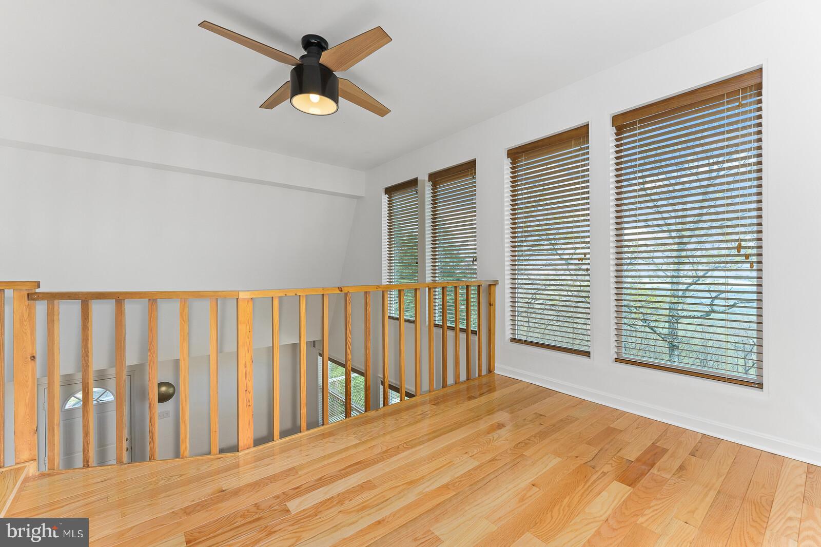 2602 Lookout Road Haymarket, VA 20169 - Photo 21 of 50 Loft area