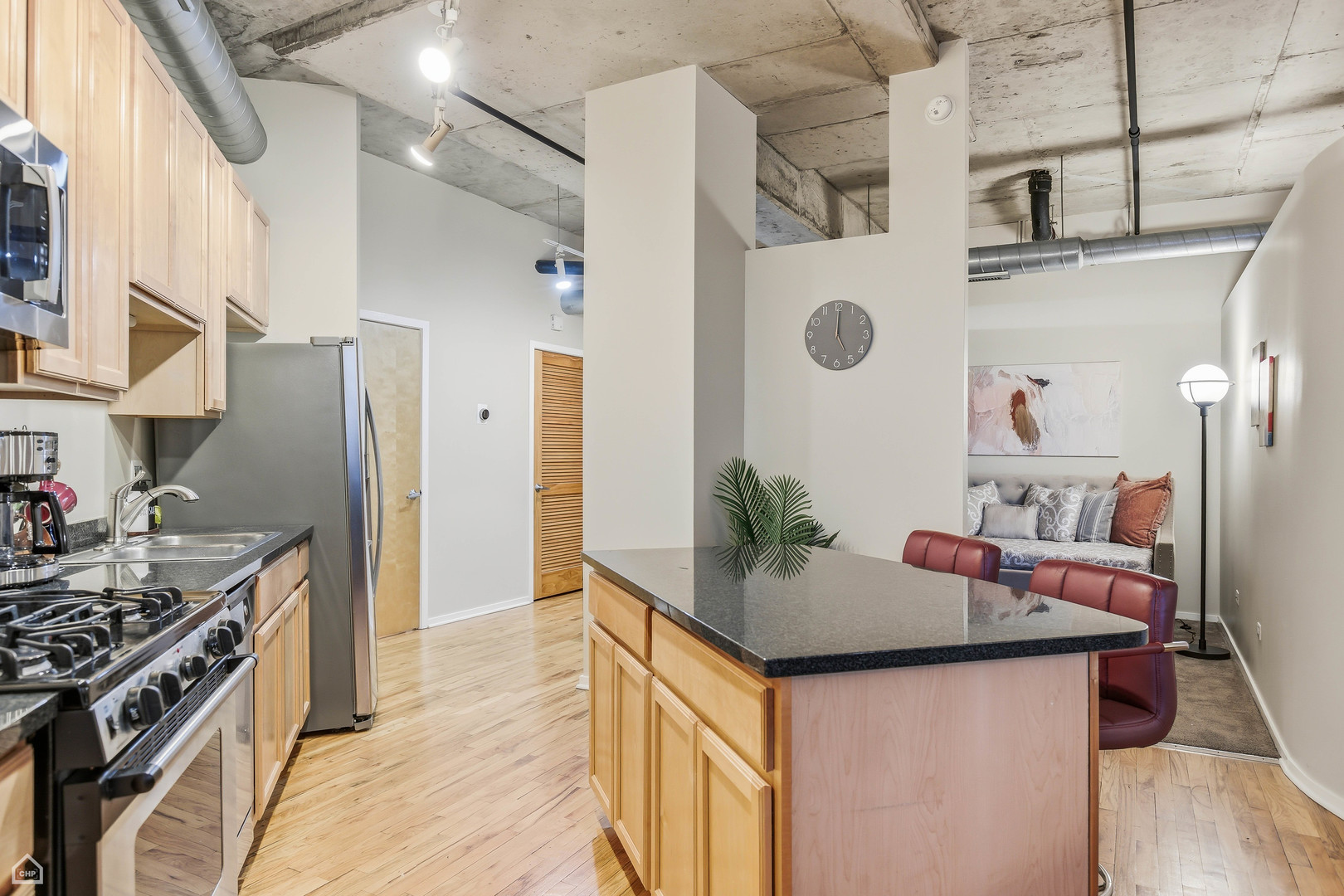 6 South Laflin Street, Unit 920 Chicago, IL 60607 - Photo 6 of 17