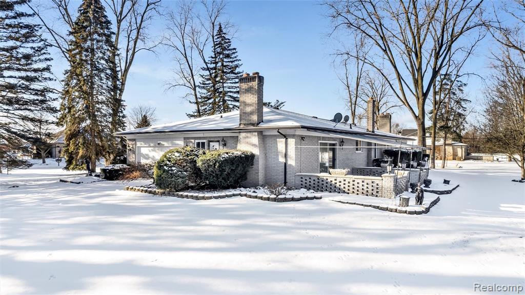 1781 Mackwood Road Rochester Hills, MI 48307 - Photo 8 of 39