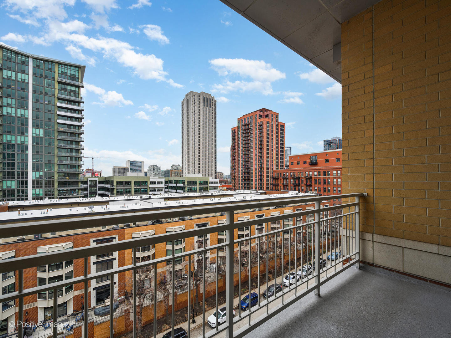 657 West Fulton Street, Unit 708 Chicago, IL 60661 - Photo 13 of 22 a view of city from balcony