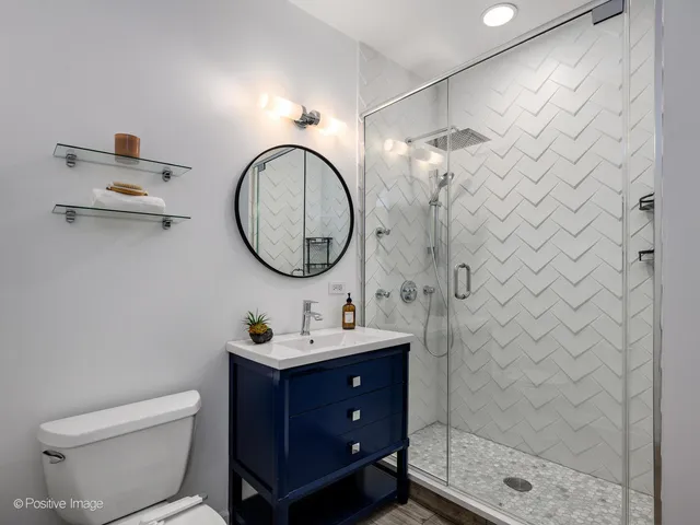 $725,000 | 657 West Fulton Street, Unit 708, Chicago, IL 60661