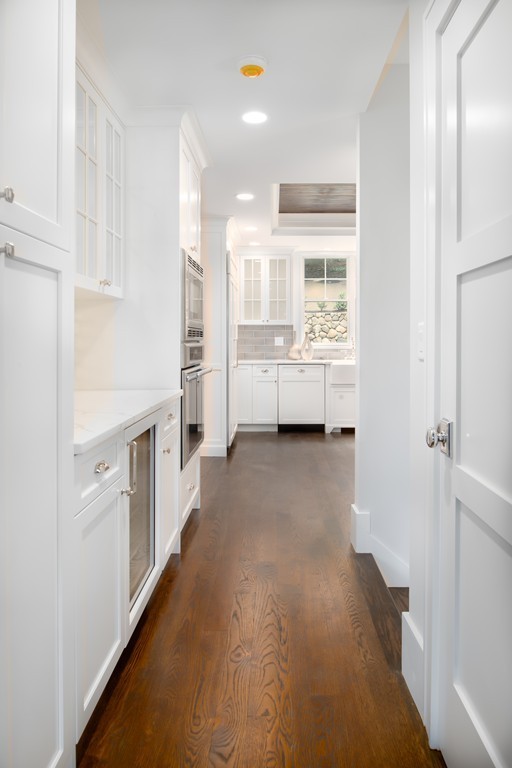 52 Rokeby Road Newton, MA 02468 - Photo 8 of 28 Gallery Image 8