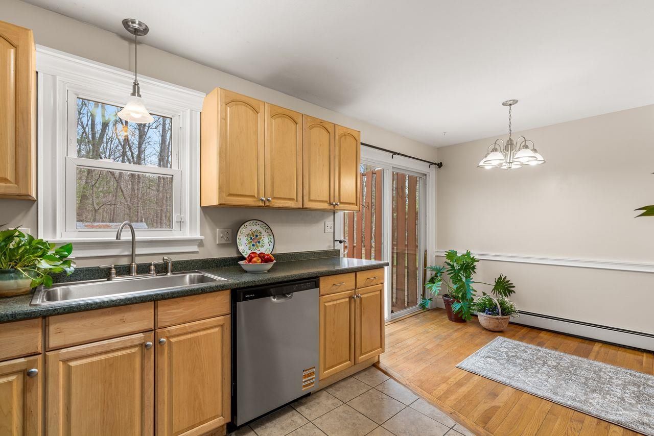 99 Winnicutt Road, Unit #6 Stratham, NH 03885 - Photo 12 of 38