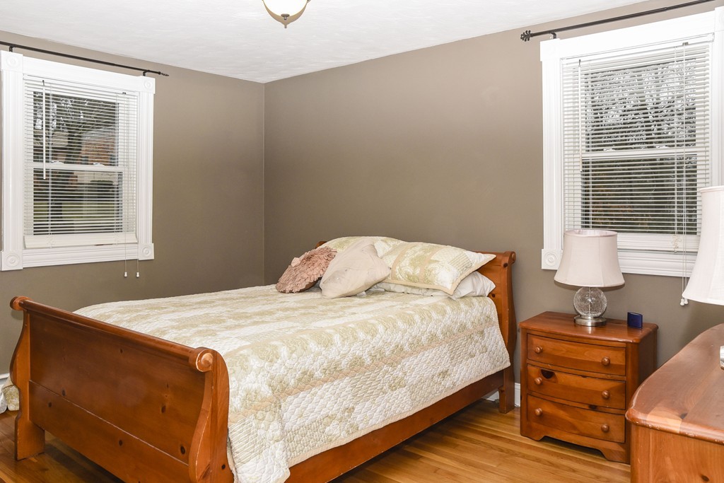 29 Lyndon Road Sharon, MA 02067 - Photo 6 of 14 Gallery Image 6