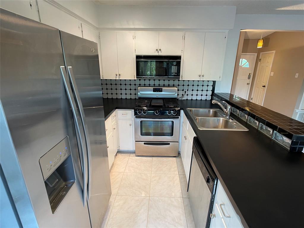 6307 Shadow Valley Drive Austin, TX 78731 - Photo 23 of 24