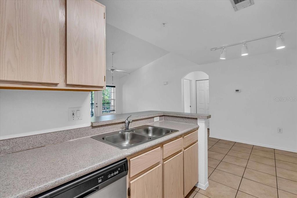 7405 Vista Way, Unit 202 Lakewood Ranch, FL 34202 - Photo 11 of 26