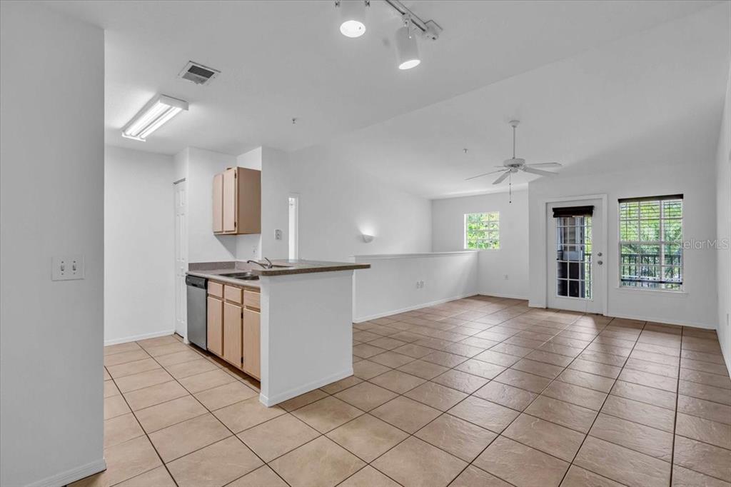 7405 Vista Way, Unit 202 Lakewood Ranch, FL 34202 - Photo 12 of 26