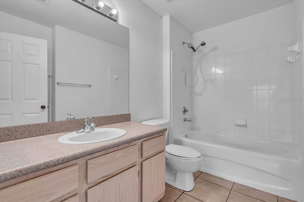 7405 Vista Way, Unit 202 Lakewood Ranch, FL 34202 - Photo 15 of 26