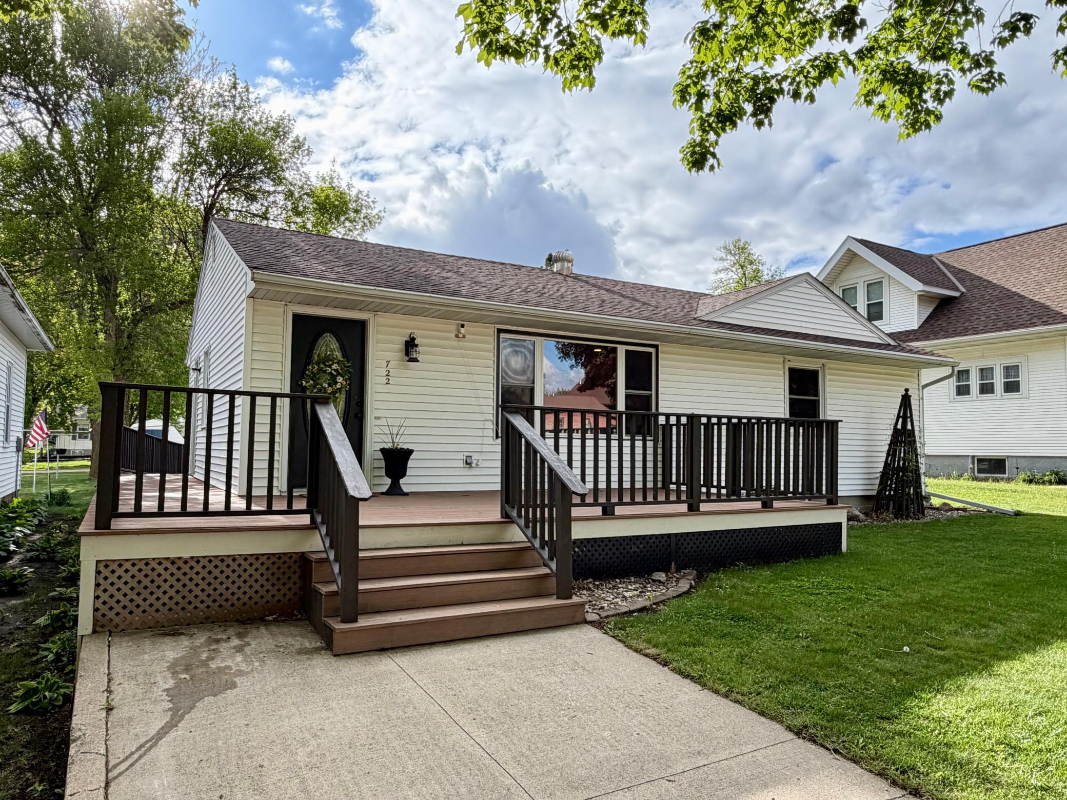 722 Adams Avenue Westbrook, MN 56183 - Photo 1 of 39