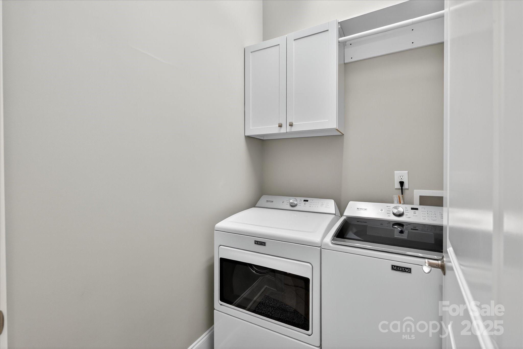 9614 Wheatfield Road Charlotte, NC 28277 - Photo 28 of 47 a utility room with dryer and washer