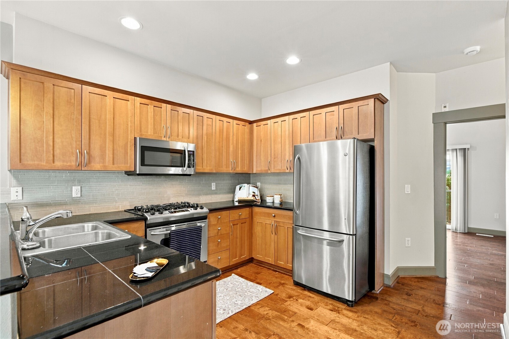 2115 201st Place Southeast, Unit J2 Bothell, WA 98012 - Photo 10 of 25 Gallery Image 10