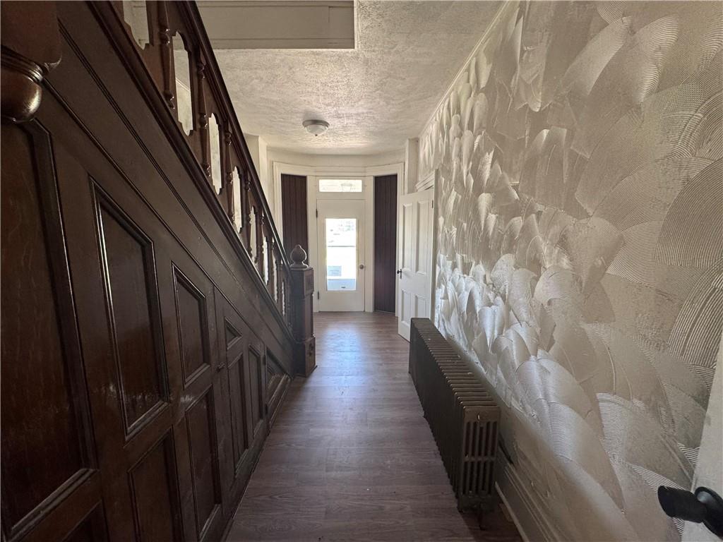 516 3rd Street California, PA 15419 - Photo 14 of 37 Main Entrance Hallway