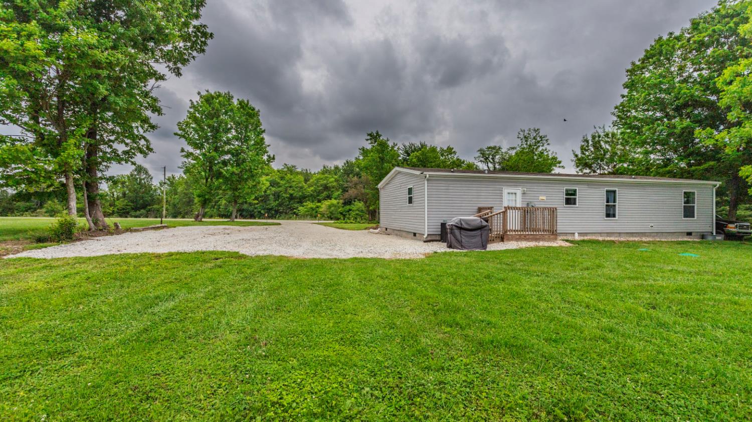 24064 Highway 52 Laurel, IN 47024 - Photo 13 of 41