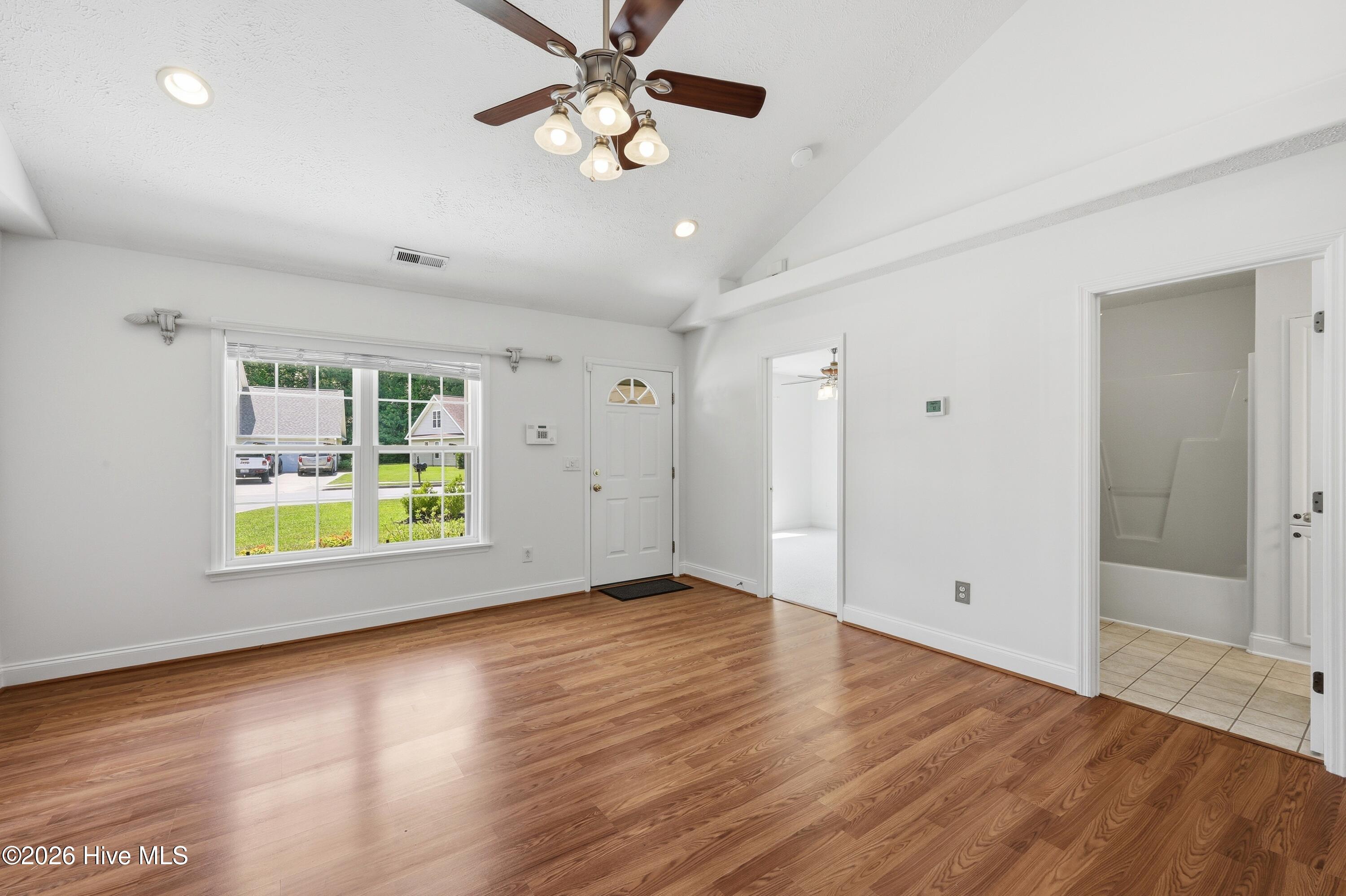 320 Neuchatel Road New Bern, NC 28562 - Photo 10 of 50 10-print-0C0A6370
