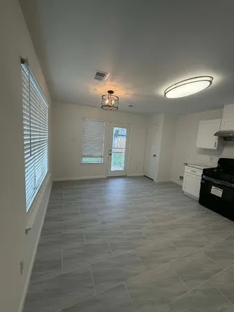 $1,950 | 13426 Sanderford Lane, Houston, TX 77083