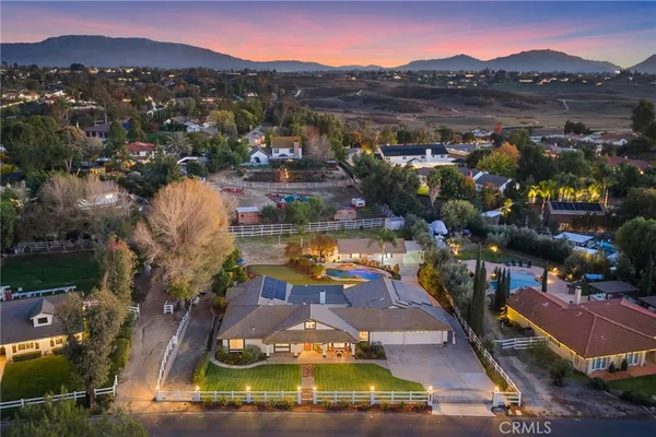 $2,100,000 | 40320 Paseo Del Cielo, Temecula, CA 92591