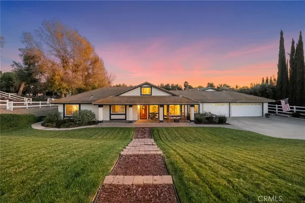 $2,100,000 | 40320 Paseo Del Cielo, Temecula, CA 92591