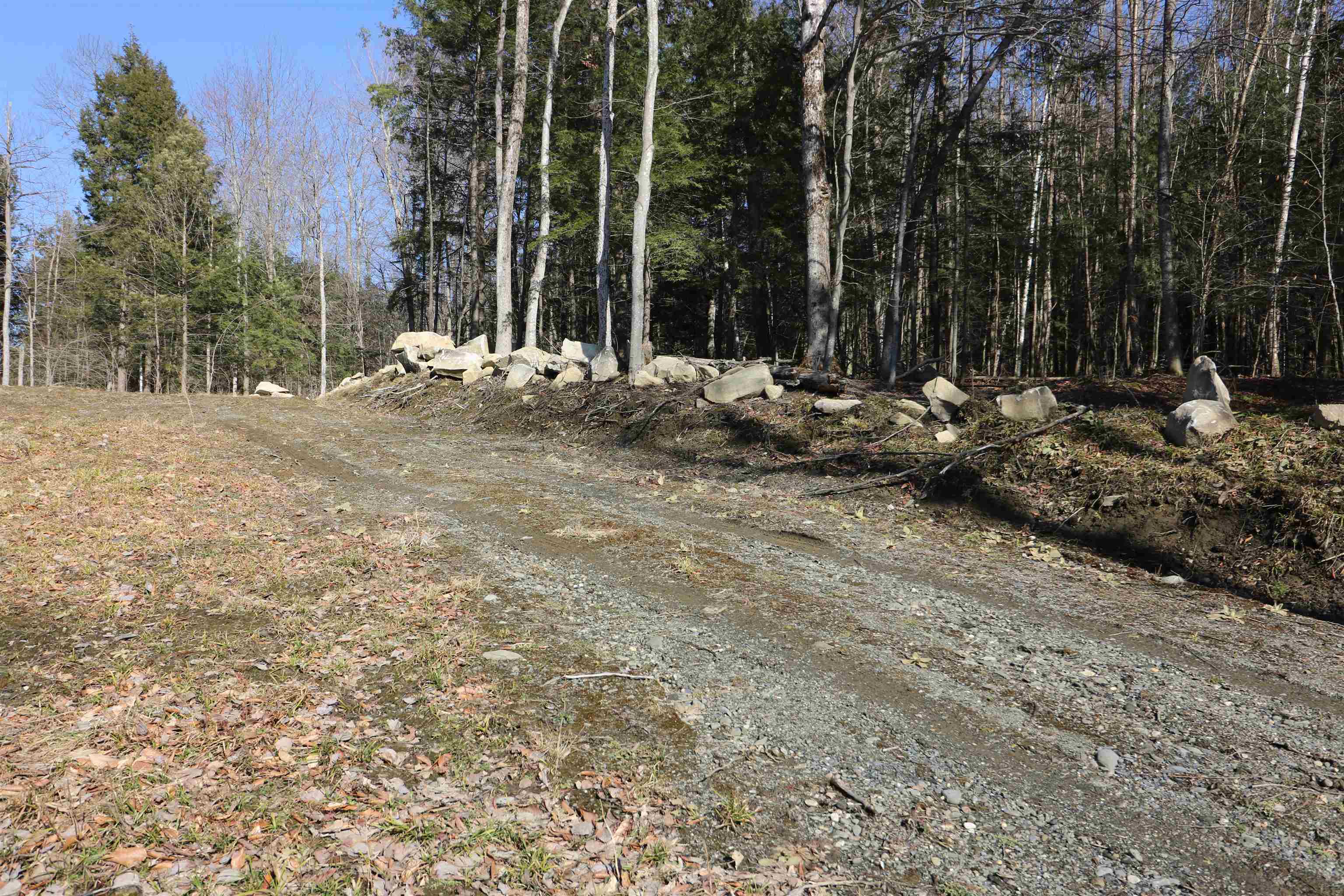 241 Middle Road Barre Town, VT 05654 - Photo 4 of 10