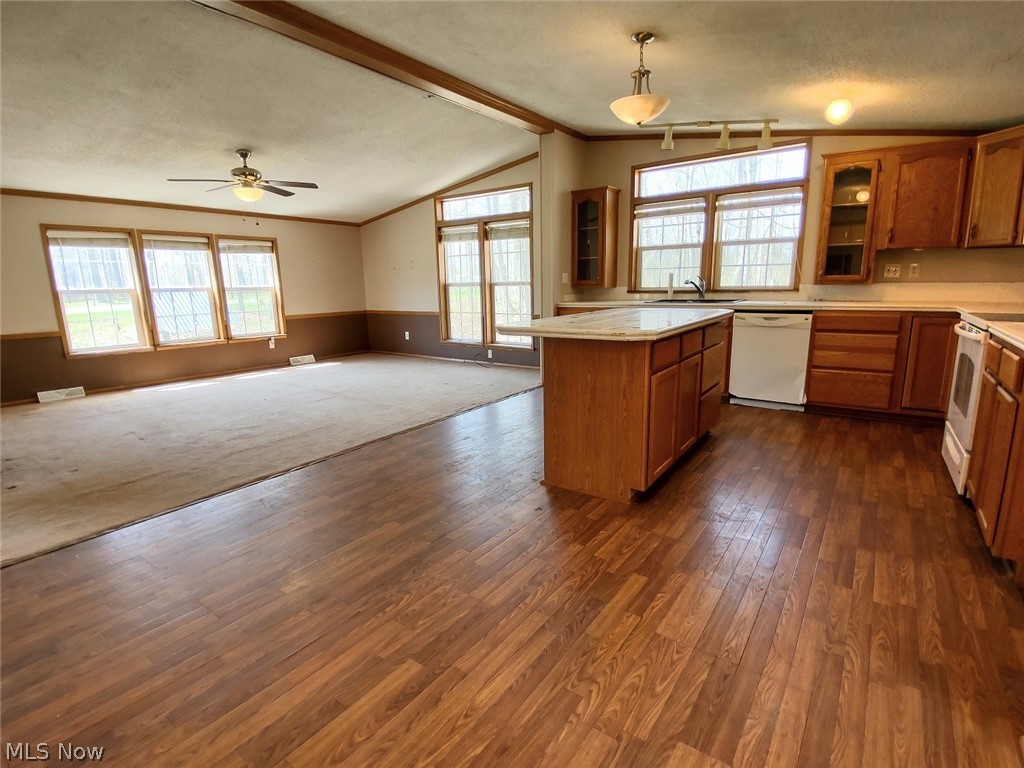 9879 Minyoung Road Ravenna, OH 44266 - Photo 7 of 29 Gallery Image 7
