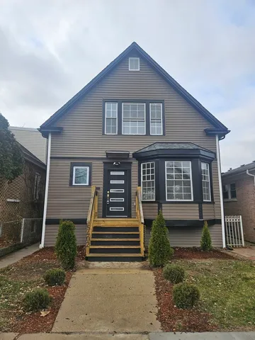 $749,000 | 5402 North Mobile Avenue, Chicago, IL 60630