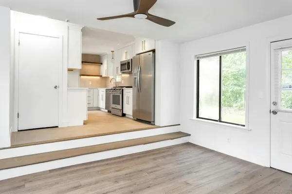 $4,000 | 124 Minturn Place, Bridgeport, CT 06606