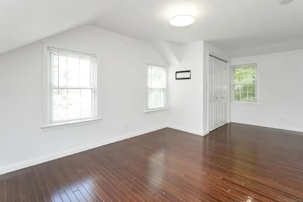 $4,000 | 124 Minturn Place, Bridgeport, CT 06606