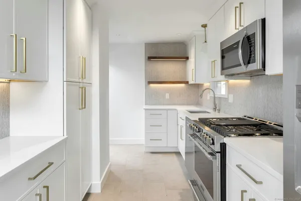 $4,000 | 124 Minturn Place, Bridgeport, CT 06606