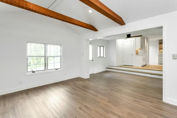 $4,000 | 124 Minturn Place, Bridgeport, CT 06606