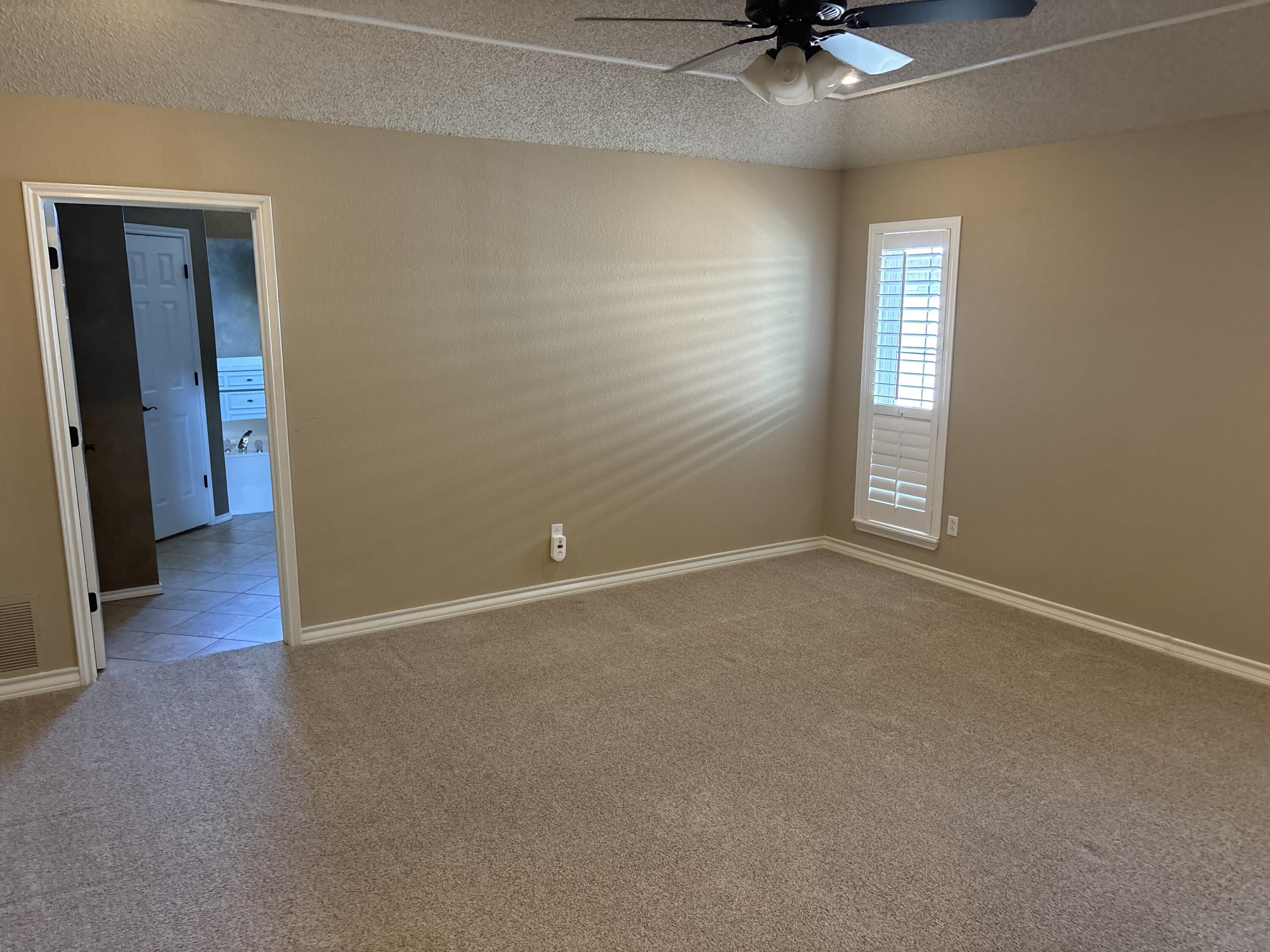5412 99th Street Lubbock, TX 79424 - Photo 5 of 10 primary bedroom