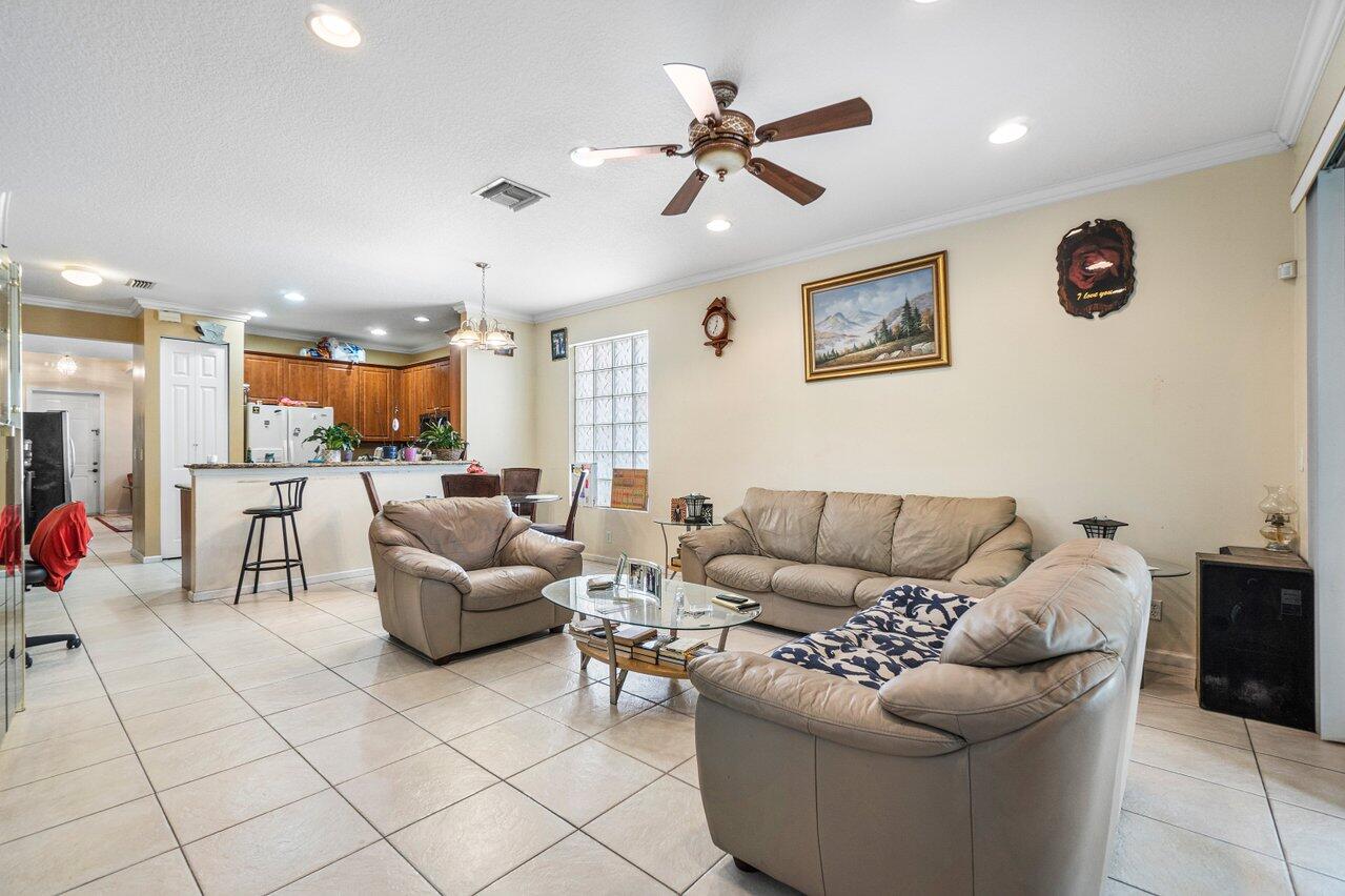 307 Mulberry Grove Road West Palm Beach, FL 33411 - Photo 7 of 24 008-307MulberryGroveRoad-RoyalPalmBeach-