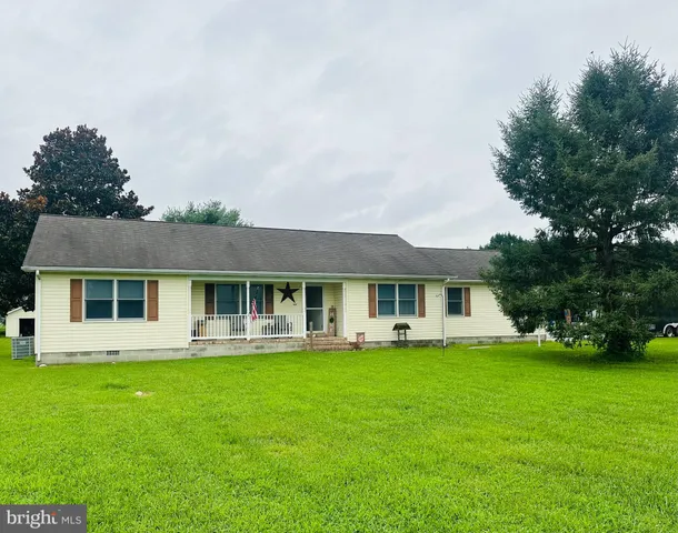 a house that has a yard