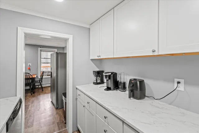 $480,000 | 15 West Street, Manchester, NH 03102