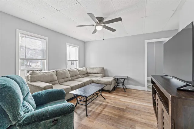 $480,000 | 15 West Street, Manchester, NH 03102