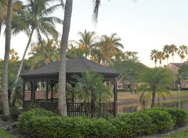 a view of a pathway in front of house