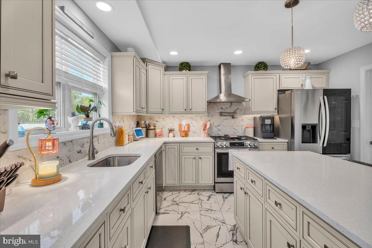 546 Jackson Road Atco, NJ 08004 - Photo 9 of 41