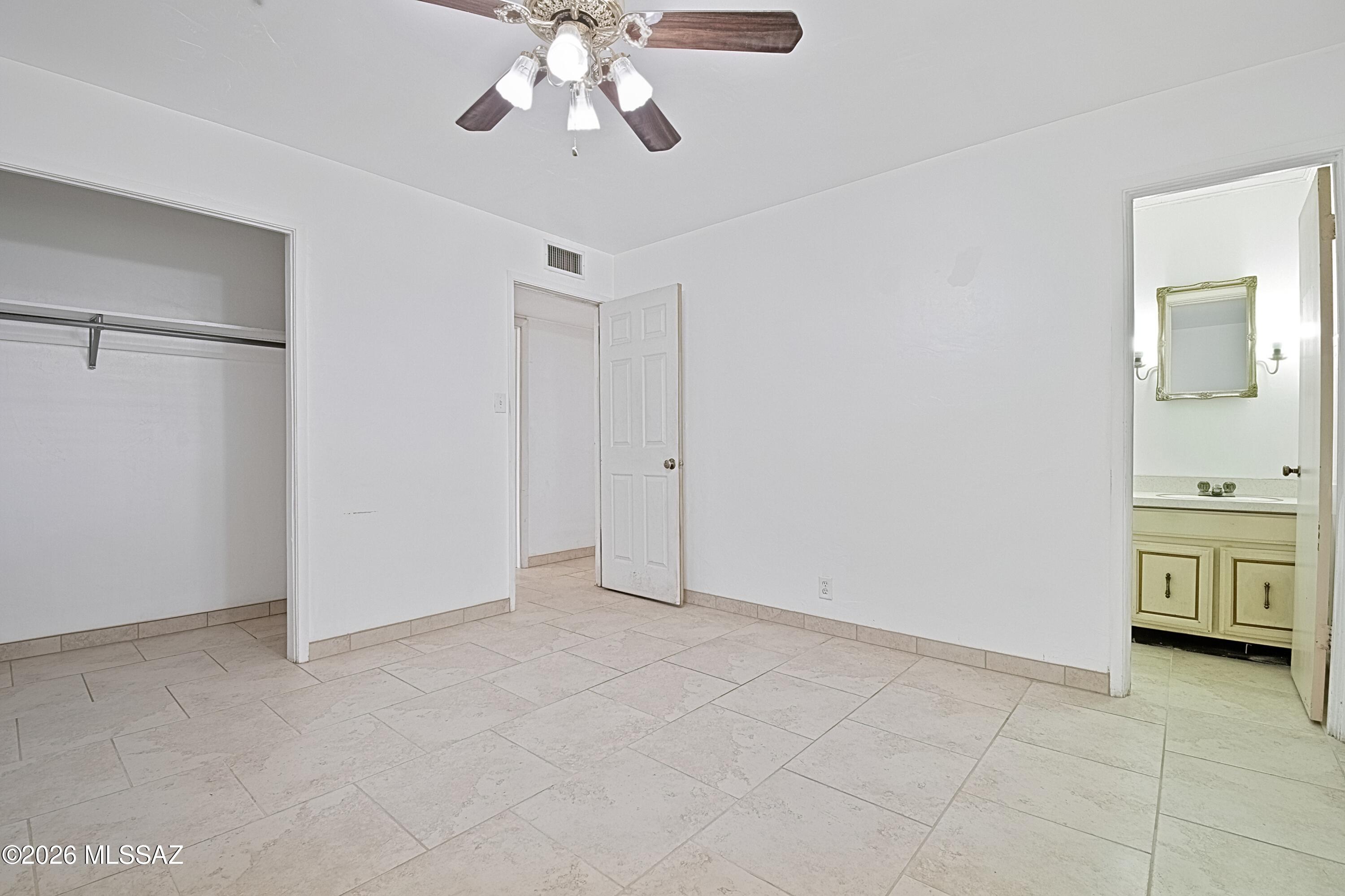 6202 East Timrod Street Tucson, AZ 85711 - Photo 14 of 36 Primary Bedroom 4