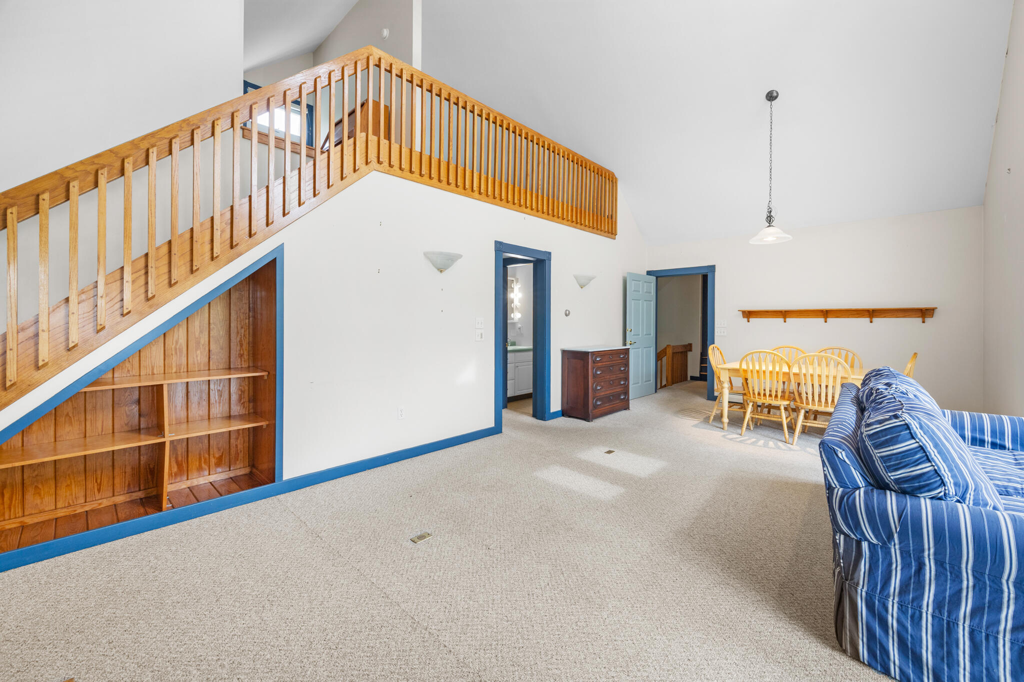 563 Newbury Neck Road Surry, ME 04684 - Photo 40 of 67 Living Room