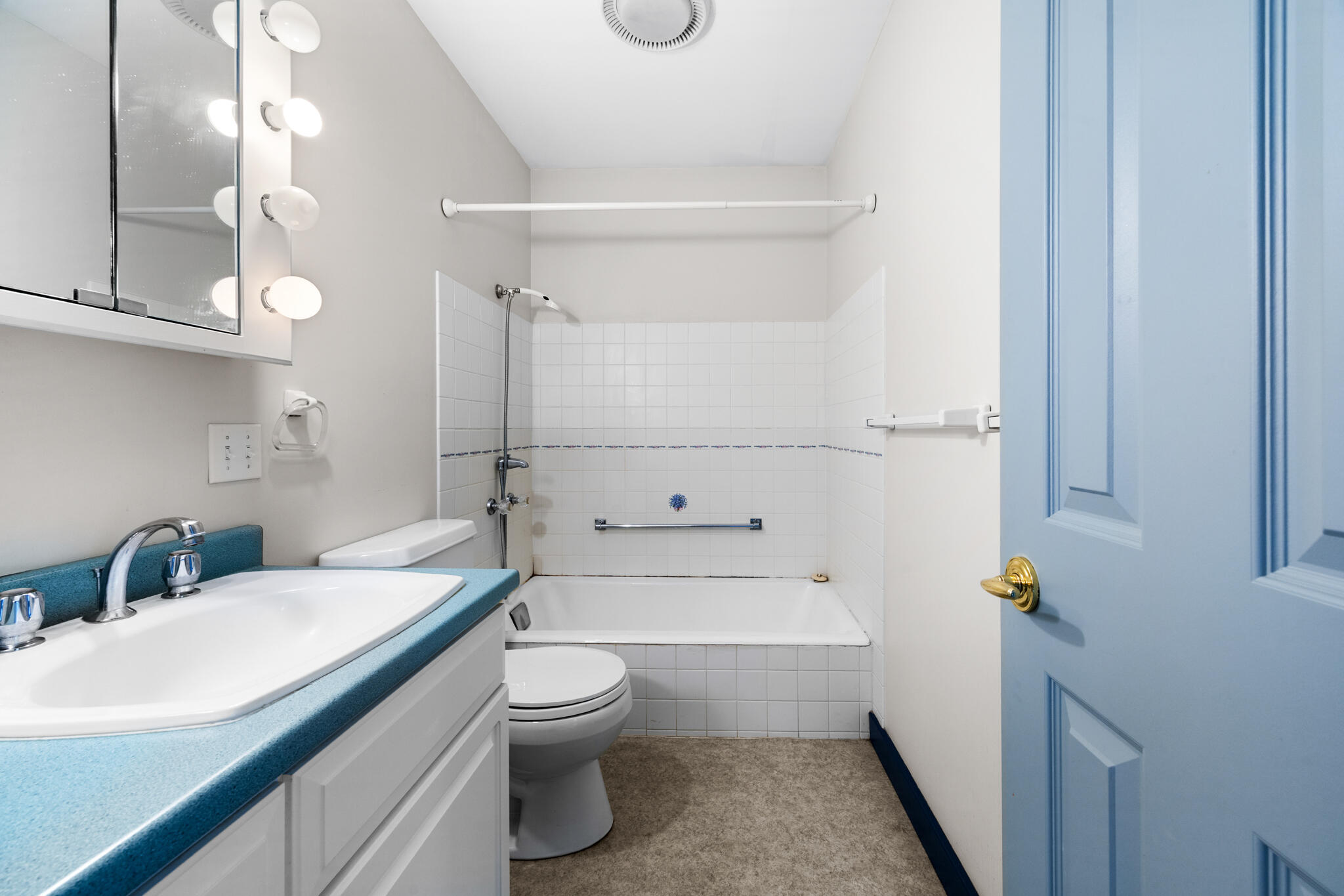 563 Newbury Neck Road Surry, ME 04684 - Photo 41 of 67 2nd Floor Full Bath