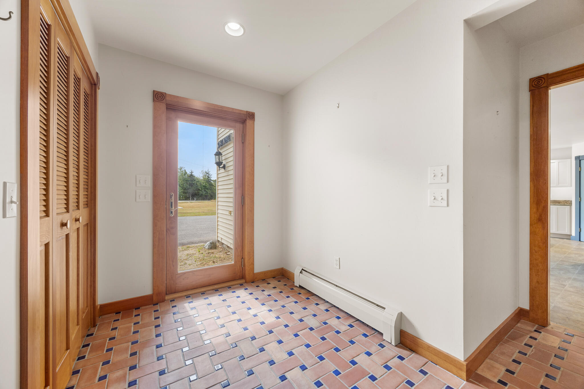 563 Newbury Neck Road Surry, ME 04684 - Photo 7 of 67 Mudroom
