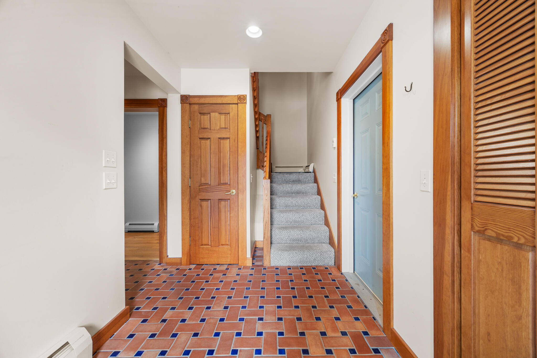 563 Newbury Neck Road Surry, ME 04684 - Photo 7 of 67 Mudroom