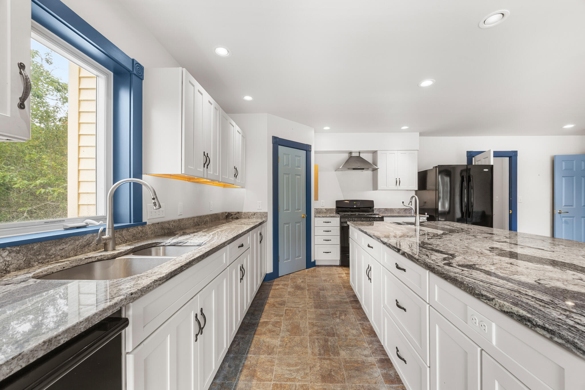 563 Newbury Neck Road Surry, ME 04684 - Photo 8 of 67 Kitchen