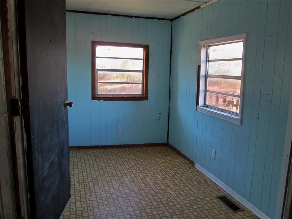 220 Pickens Road Westminster, SC 29693 - Photo 5 of 6 Gallery Image 5